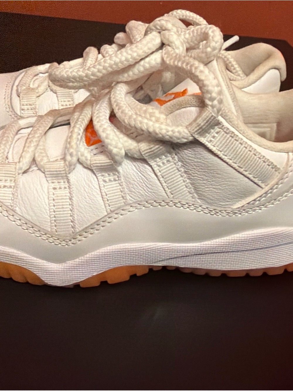 Jordan Air Jordan 11 Retro Low White Orange Sneaker Unisex Kids Size 12C - Picture 6 of 6